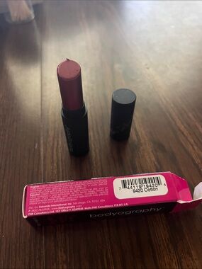 Bodyography fabric texture lipstick in cotton